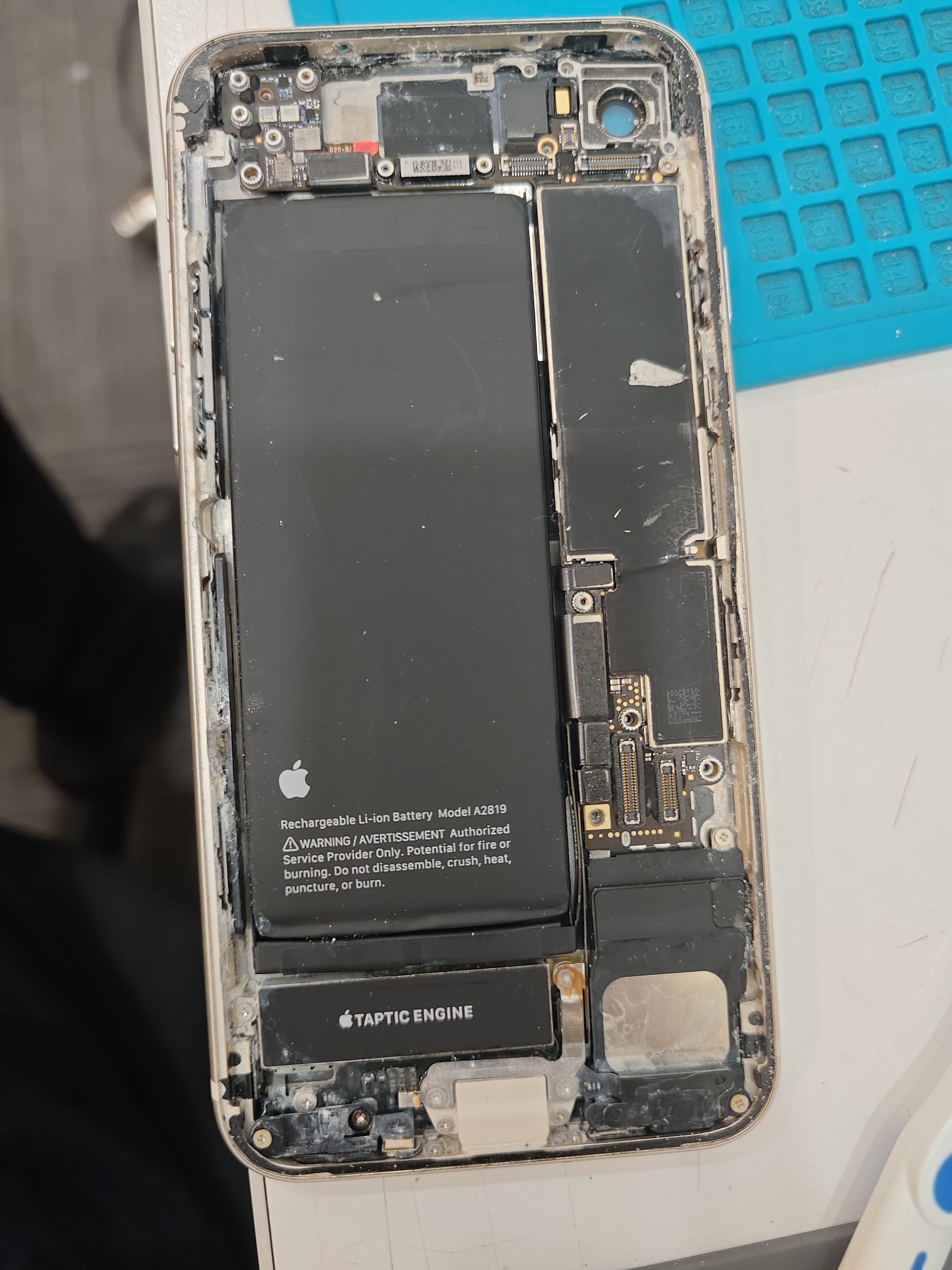 水没修理】iPhone SE3が水没！？まだ復活のチャンスはある！-スマホ