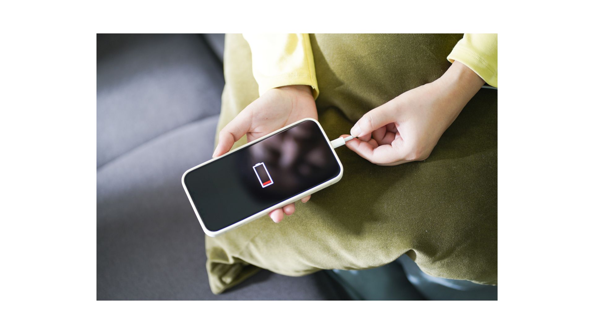 iPhone SE2のバッテリー交換は意味ない？修理費用や自分で交換する方法