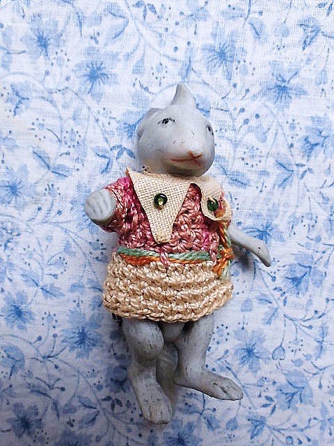 ビスクの動物 うさぎ 豚 ねずみ ヘルトヴィヒ アンティークドール