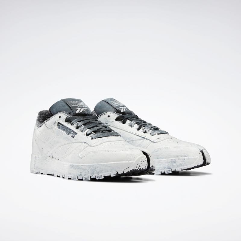 4月9日発売 MAISON MARGIELA x REEBOK CLASSIC LEATHER – SNEAKER HACK