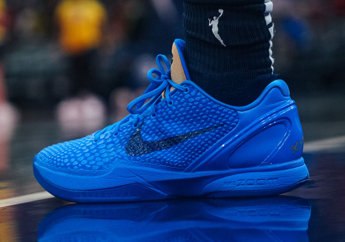 Caitlin Clark Nike Kobe 6 