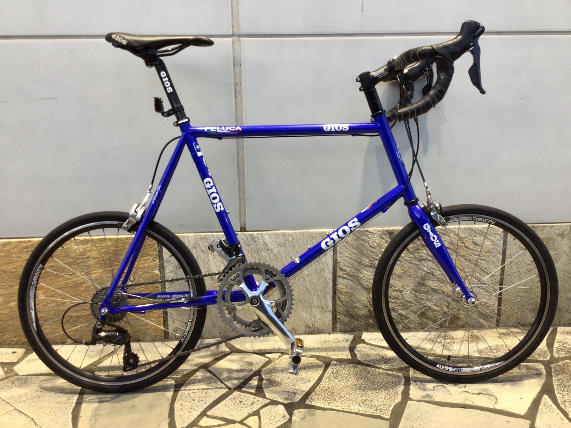 GIOSよりシンプルなデザインがおすすめのミニベロ「FELUCA」！自転車