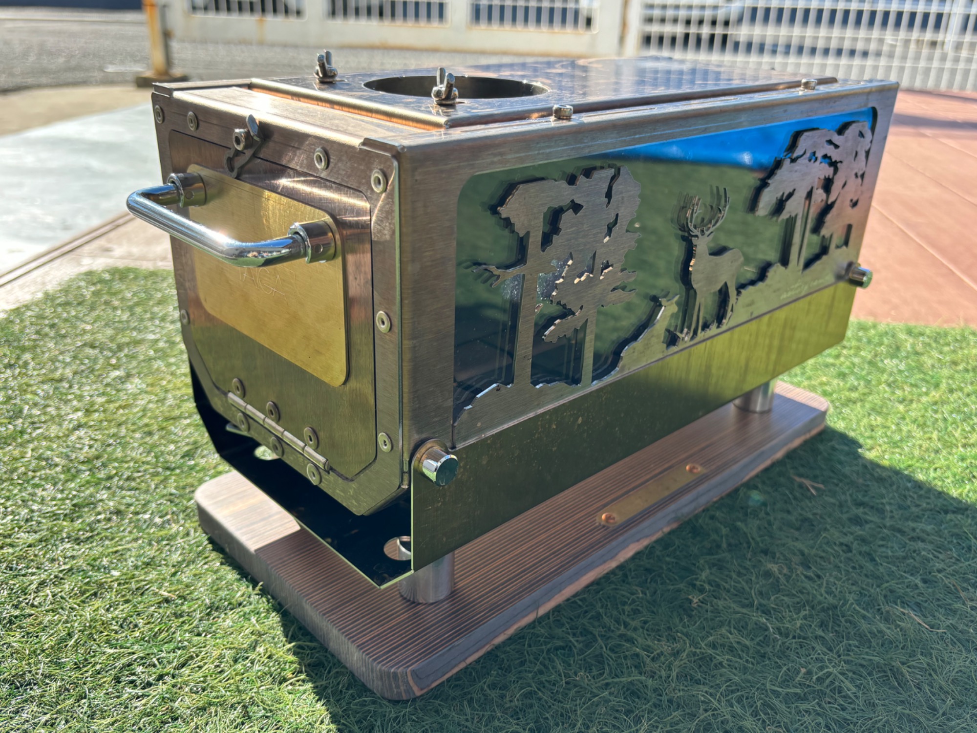 Victory Camp 薪ストーブ”TAIGA” 別注モデル入荷しました！[2023.12.18