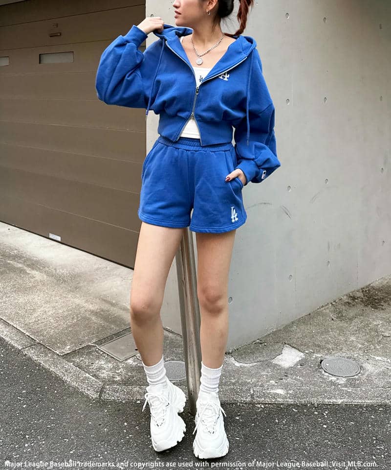 MLB】ZIPロゴフーディーセットアップ｜BACK TO THE FIELD バックトゥザ