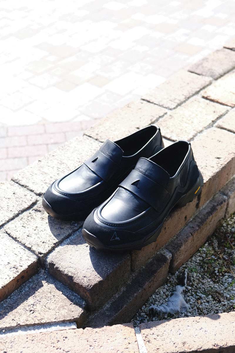 ROA | LOAFER / BLACK トレッキングシューズ – STOCK