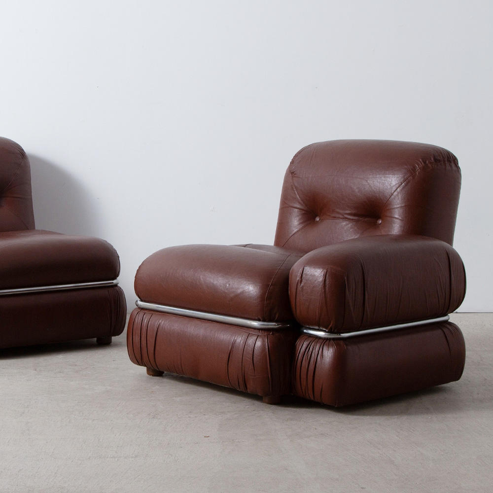 stoop | Vintage Sofa in Leather and Chrome