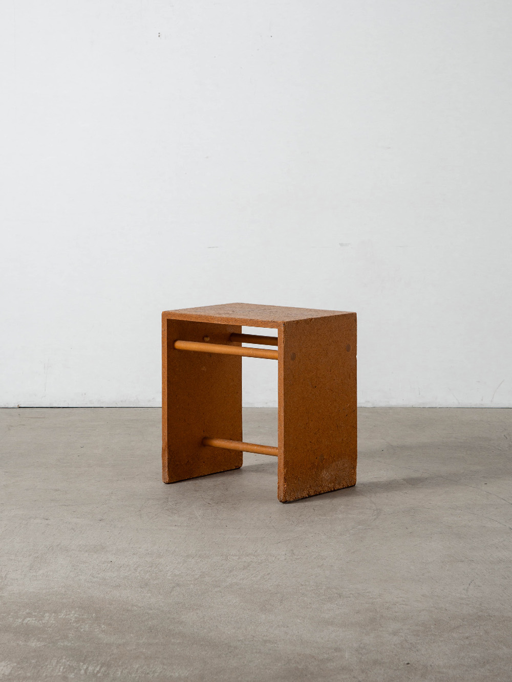 stoop | Ulm Stool and Side Table by Max Bill from Ulm Univ.
