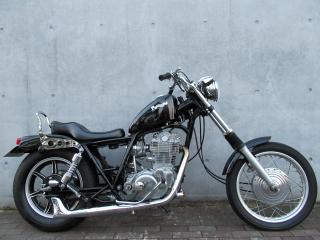 オールドスクールバケットダブルシート SR400/500 / 2％er