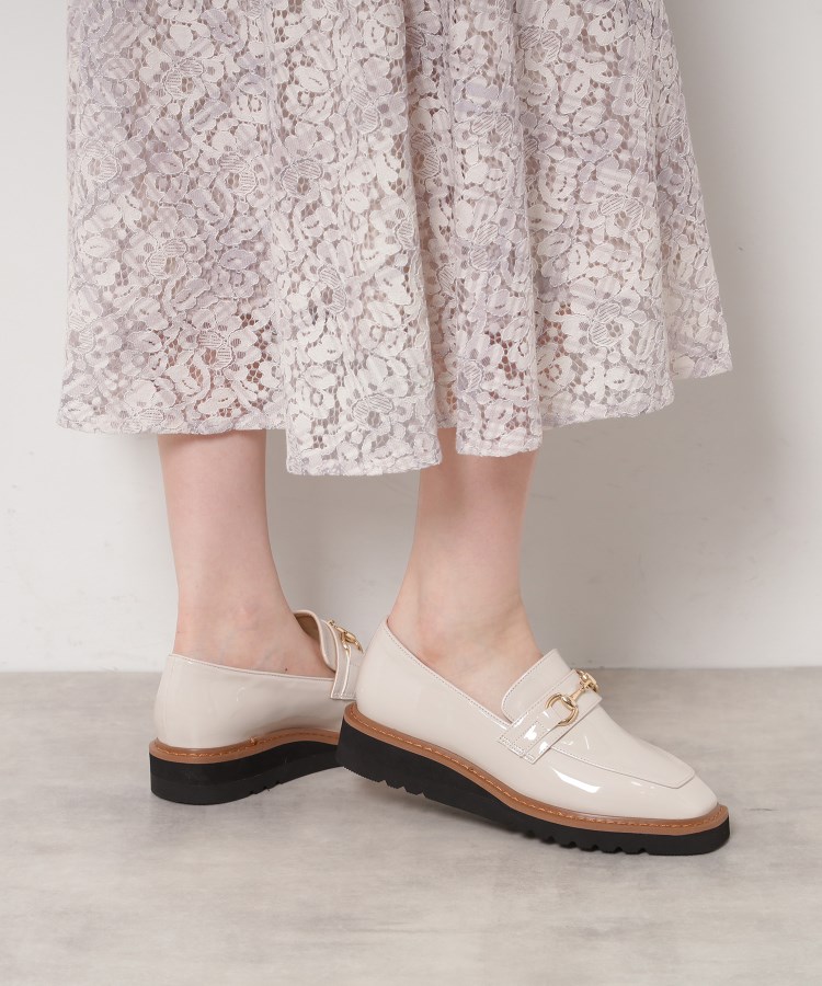 スクエアトゥエナメルビットローファー（フラットシューズ