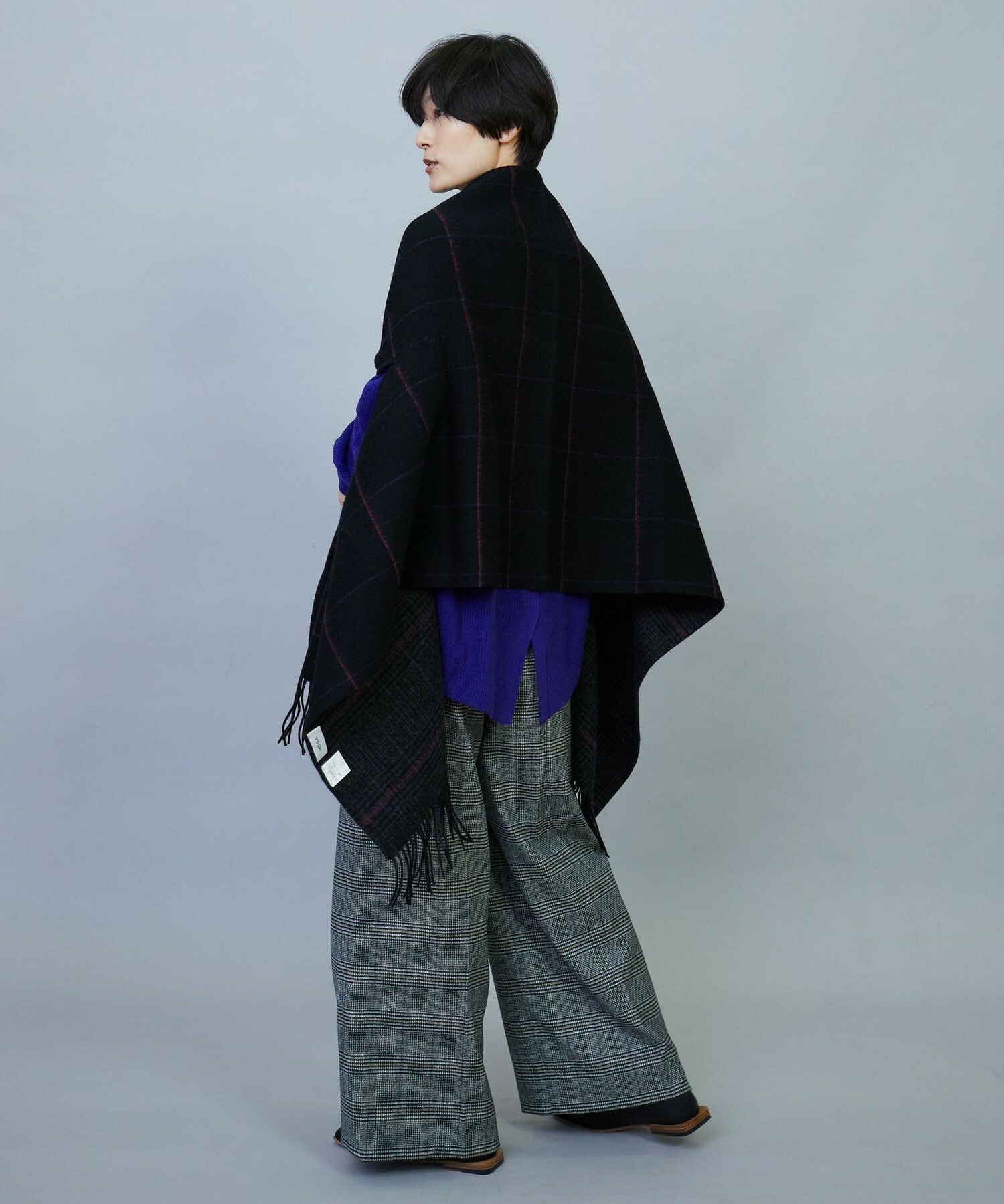 リバーシブルストールポンチョ｜BIGI online store - ビギ オンライン