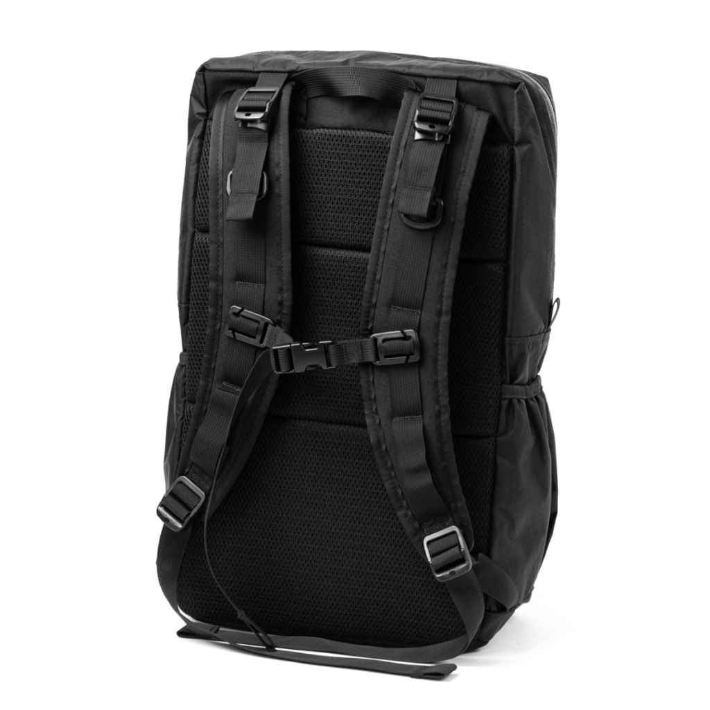 ILE* radius (x-pac/black) - BLUE LUG ONLINE STORE
