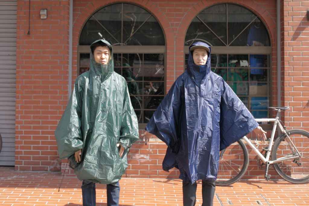FAIRWEATHER* packable rain poncho (algae green) - BLUE LUG ONLINE