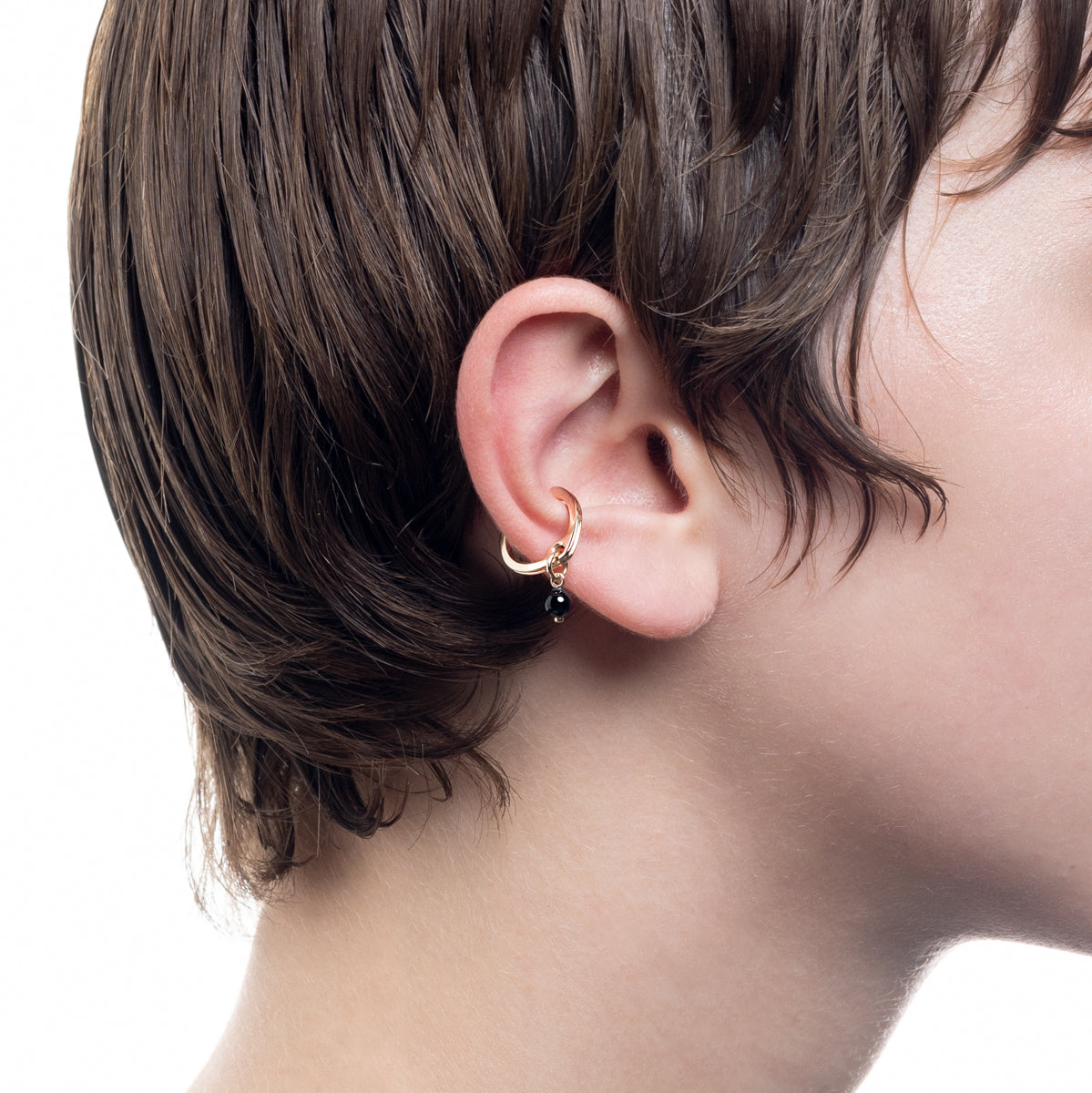 Mini BELUGA オニキス イヤーカフ