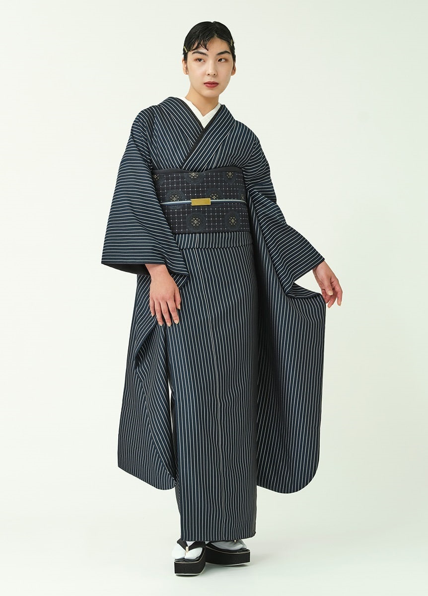 振袖 チョークストライプ-紺-（ご予約受注品） | 振袖 | やまと