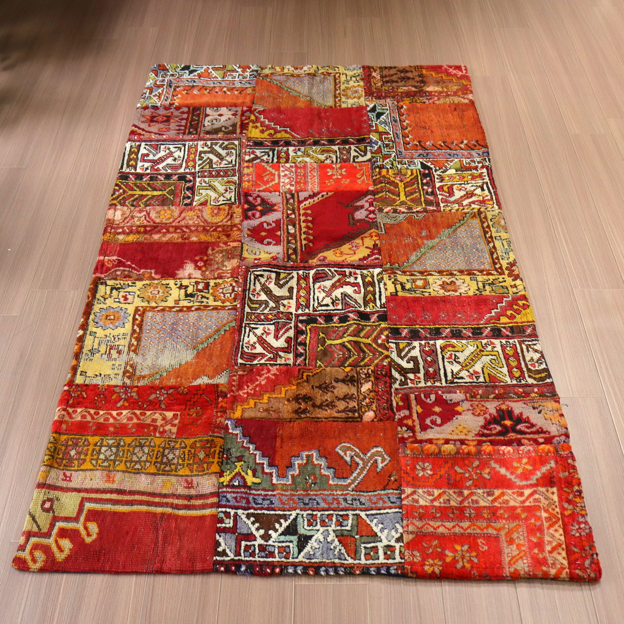 キリムスタイル / パッチワークラグ トルコ手織り絨毯 216×120cm