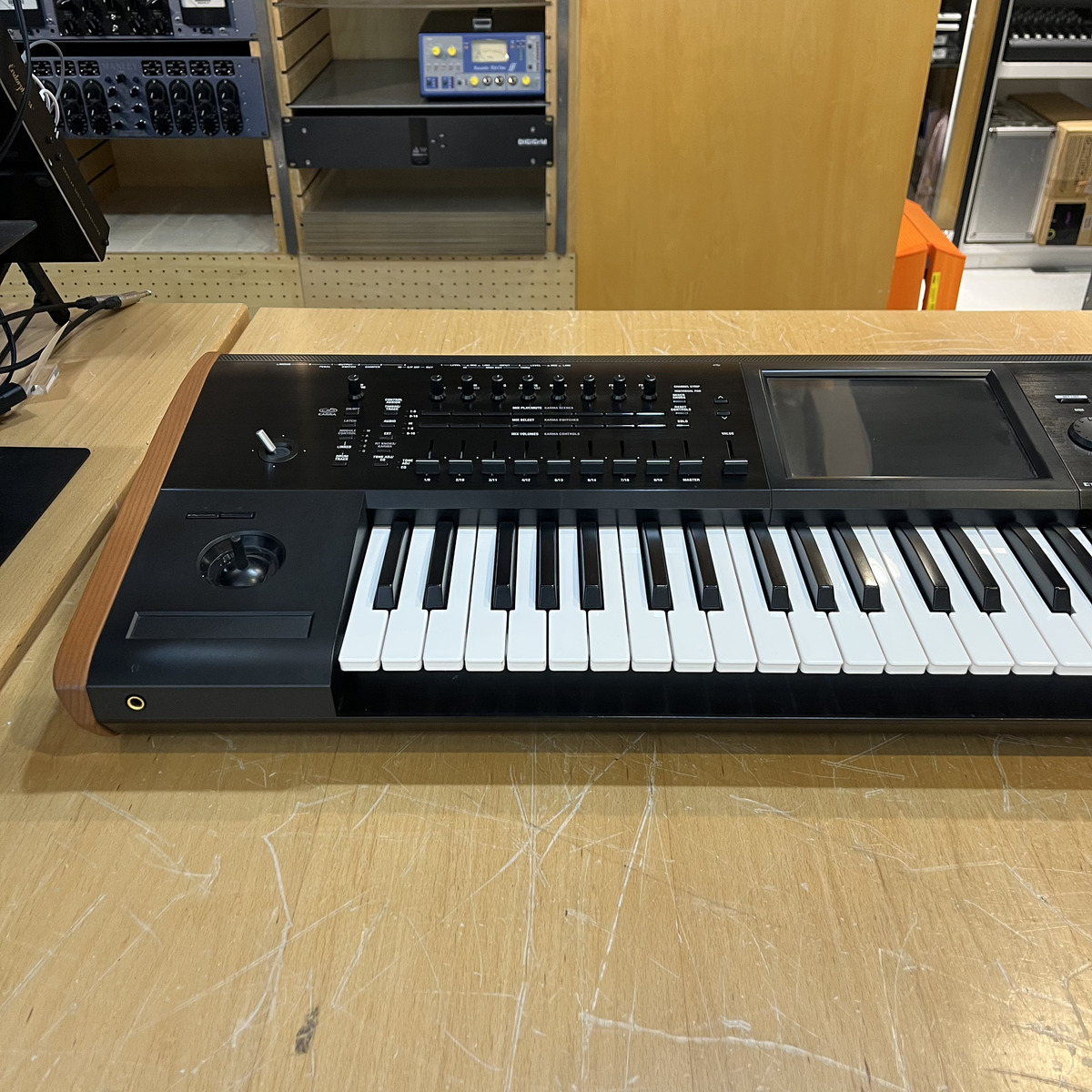 KORG(コルグ) KRONOS2-61 | Rock oN Line eStore