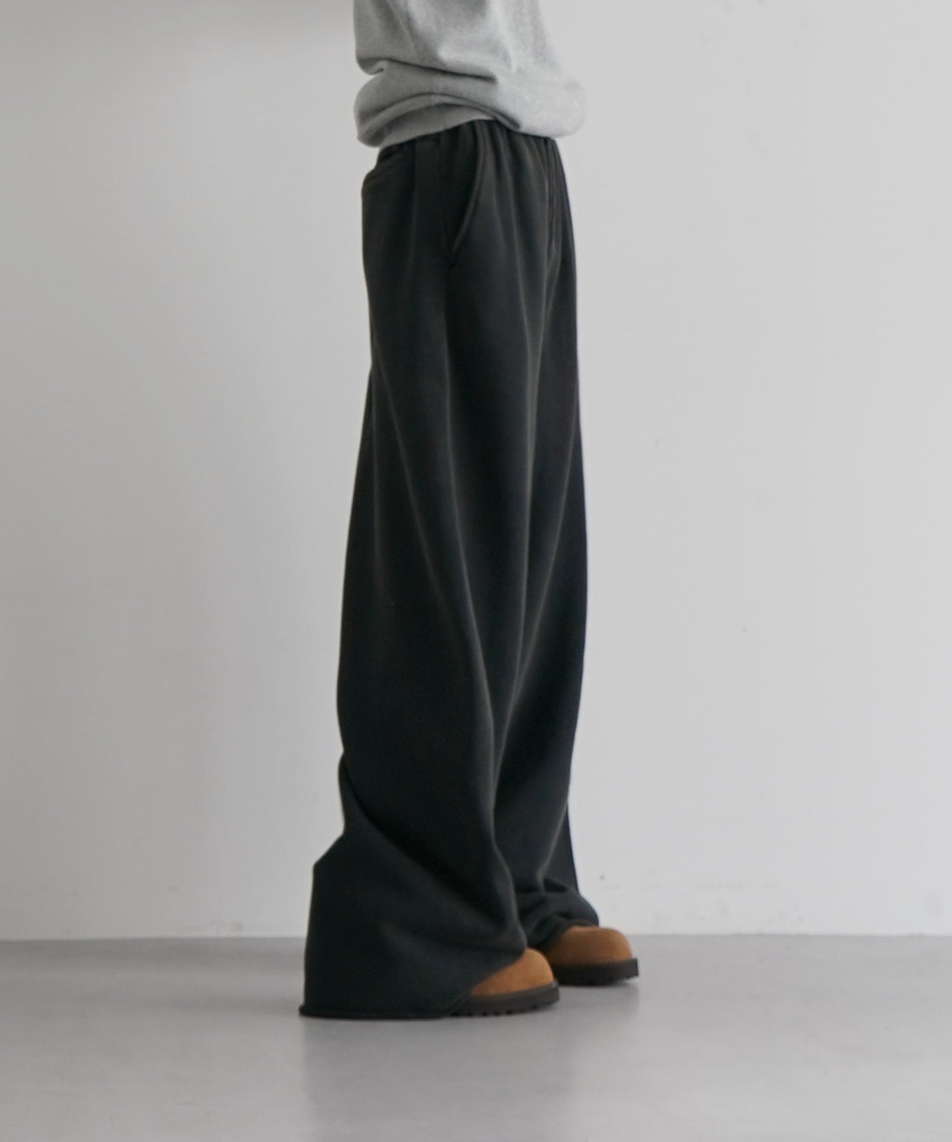 ENTIRE STUDIOS【エンタイアスタジオ】full sweatpant 