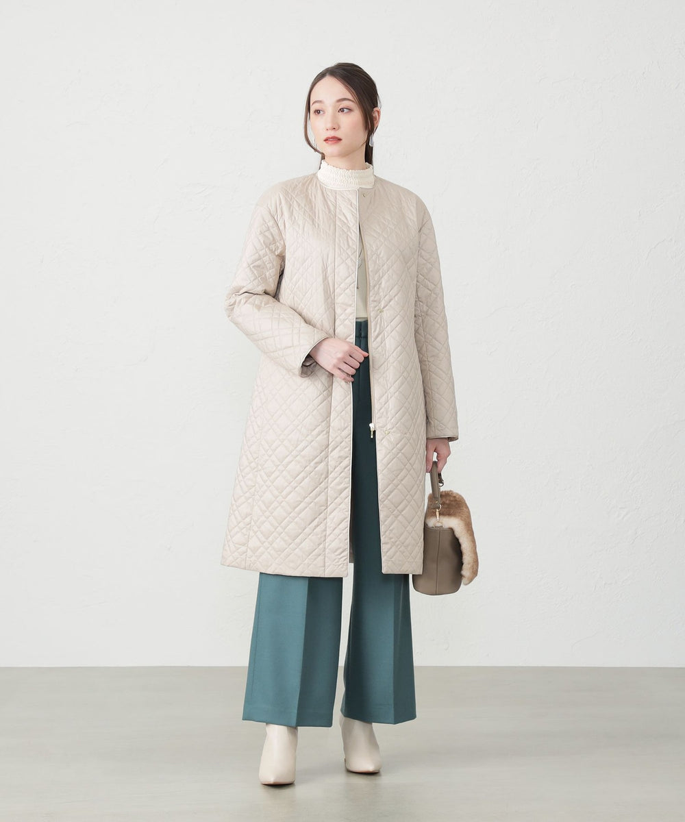 スマートウォーマー】ノーカラーキルトロングコート(コート)｜AMACA