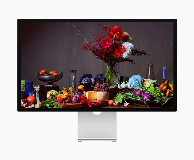 Studio Display - 標準ガラス - VESAマウントアダプタを購入 - Apple