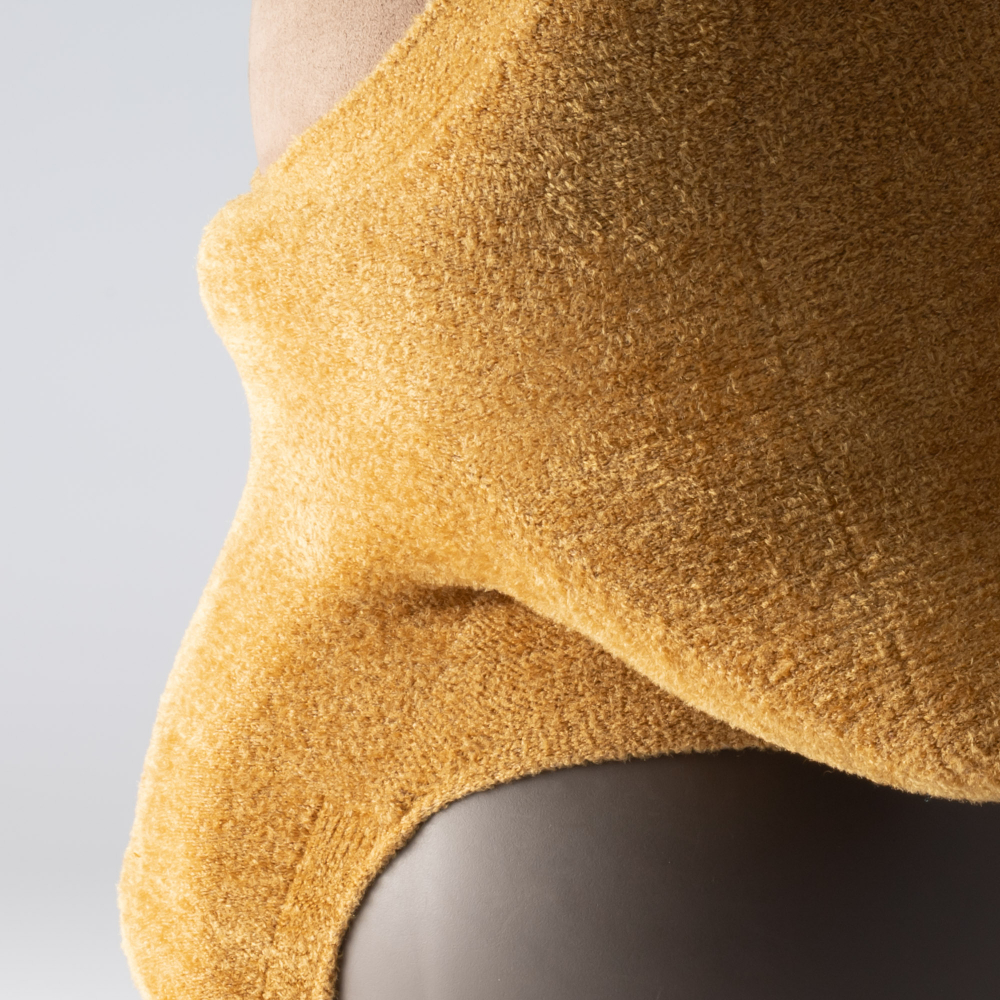 ホールガーメント®（アーモンド） | LOVOT ウェブストア