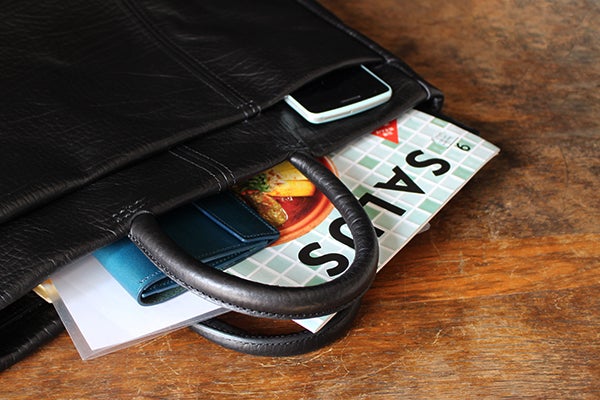 長く使えるビジネスバッグ エムピウ テネラ | カタカナ河野のニッポン