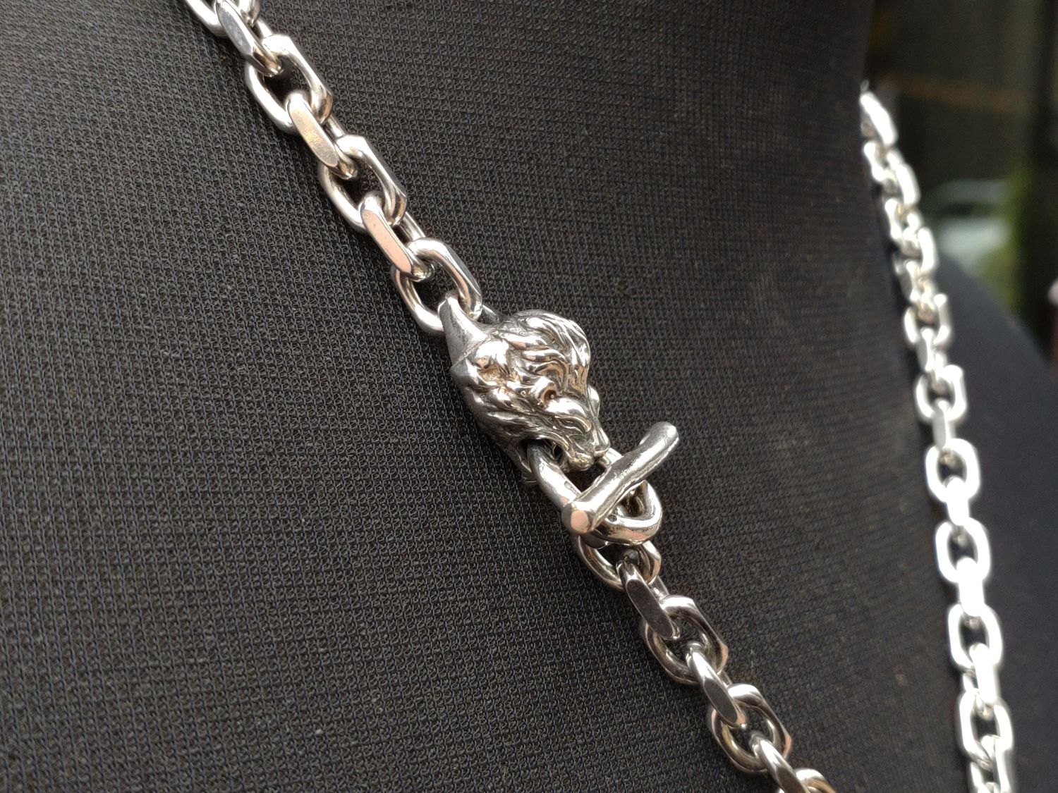 BWL / Lion w/Mouth Ring Pendant & Square Chain N | BILL WALL