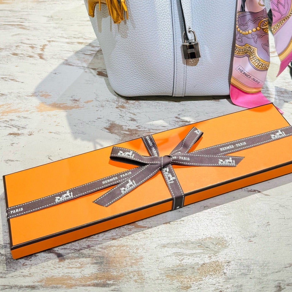 エルメス フリフリエプロンドールのツイリー、買ってよかった