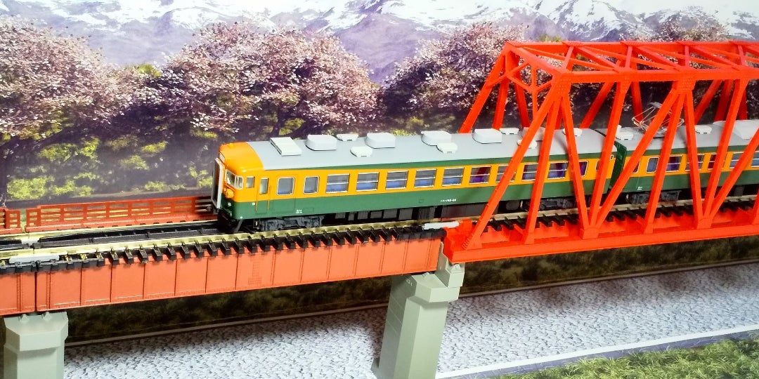 KATO 165系急行「アルプス」8両セット 入線‼️その➁ (品番 10-1389