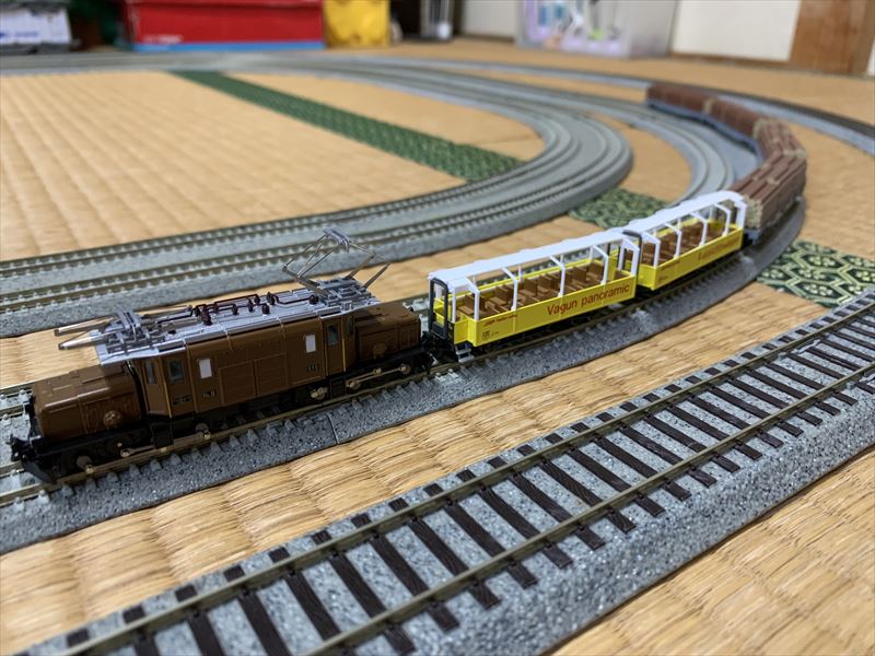 祝！KATO レーティッシュ鉄道 長物車 R-w(丸太積載) 入線！ | キハでGo！