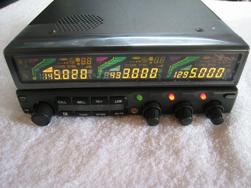 TM-942 TM-942D 修理 | Ham Radio 修理日記