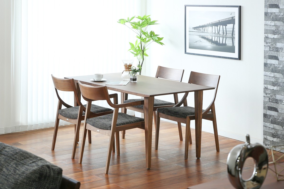 ibata直営 Humming ハミング ダイニングテーブル｜TABLE｜飛騨の家具