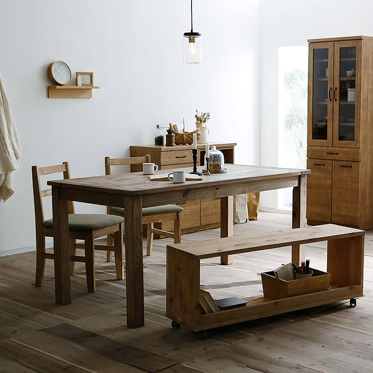 ナチュラルカラーのダイニングテーブル(単品)ヴィンテージデザイン