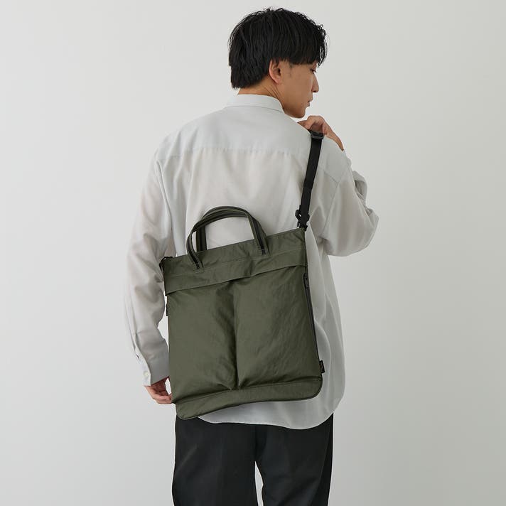 見た目だけじゃ満足しない。荷物にすぐ手が届く。使い心地を追求した