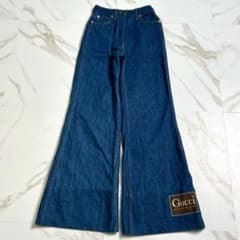 極美品 GUCCI グッチ フレア デニムパンツ 刻印ボタン 現行タグ - メルカリ