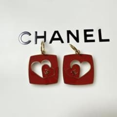 シャネル CHANEL 2026 バレンタイン レッド 限定チャーム 2個 - メルカリ