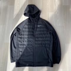 kandytown io着用ナイキ サーマ フルジップ パーカー - メルカリ