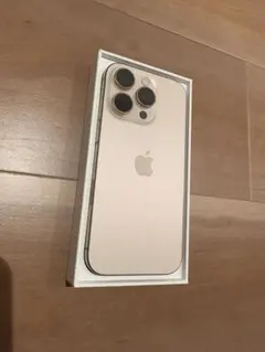 2026年最新】iPhone 16 Pro デザートチタニウムの人気アイテム - メルカリ