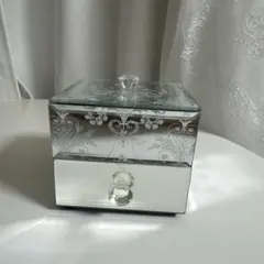 2026年最新】ドレッサー ローラアシュレイの人気アイテム - メルカリ