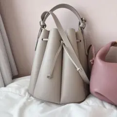 2026年最新】カヌレバッグの人気アイテム - メルカリ