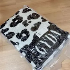 2026年最新】GYDA ノベルティ ブランケットの人気アイテム - メルカリ