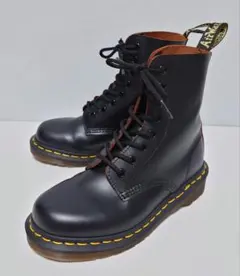 2026年最新】dr.martens 8ホール イングランドの人気アイテム - メルカリ