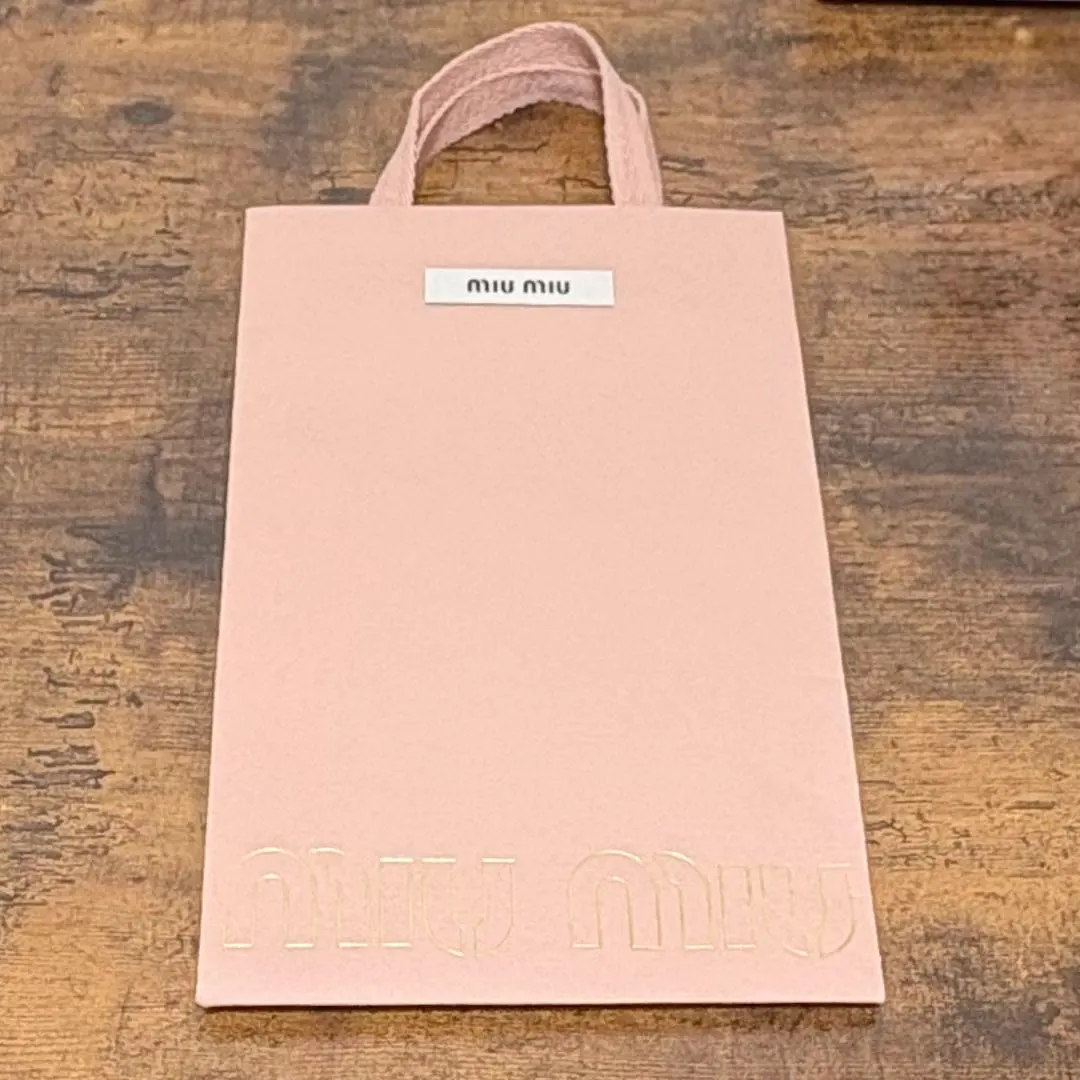 2026年最新】MIU MIU エコバッグの人気アイテム - メルカリ