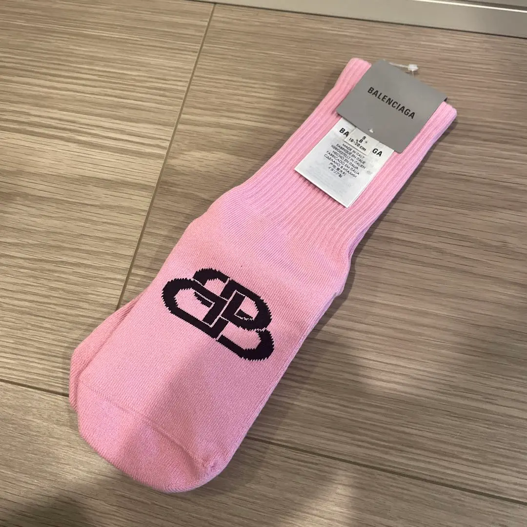 2026年最新】BALENCIAGA ソックスの人気アイテム - メルカリ