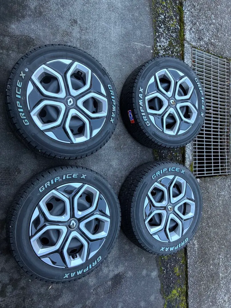 2026年最新】トゥインゴ スタッドレスの人気アイテム - メルカリ