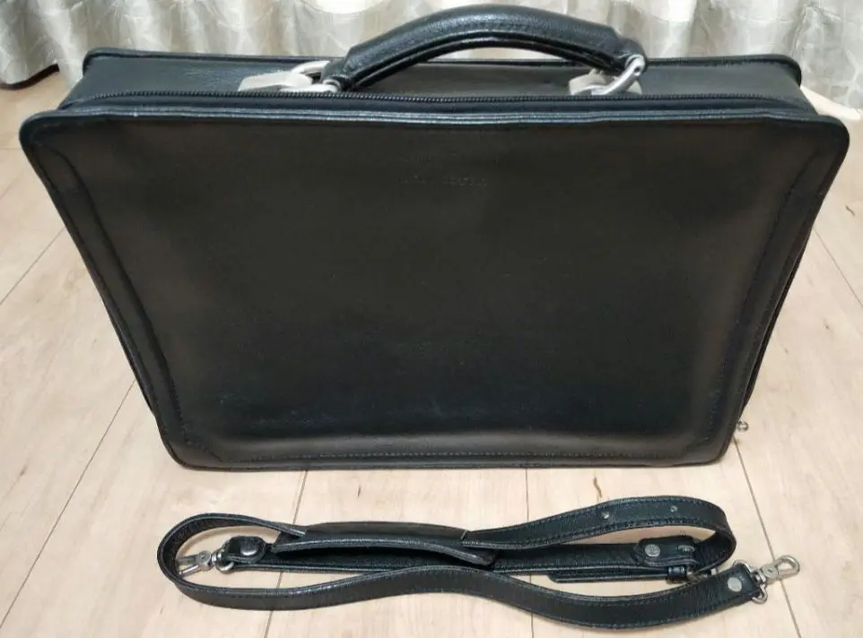 2026年最新】Karl Lagerfeld ビジネスバッグの人気アイテム - メルカリ