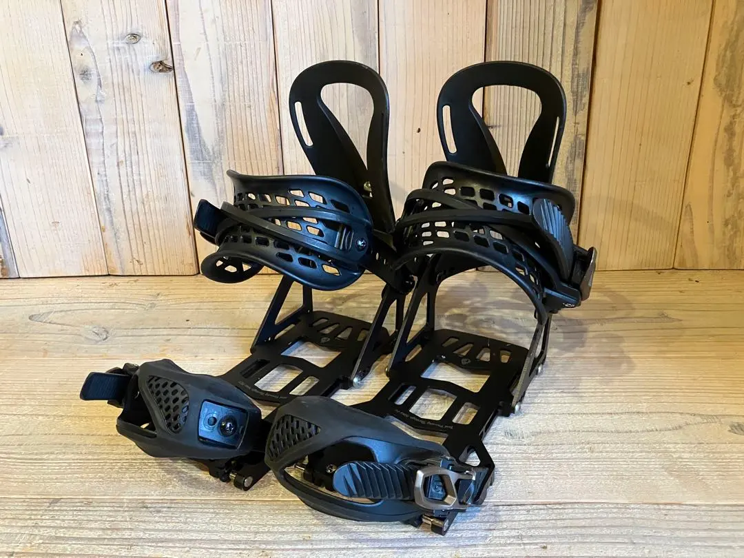 2026年最新】burton HITCHHIKERの人気アイテム - メルカリ