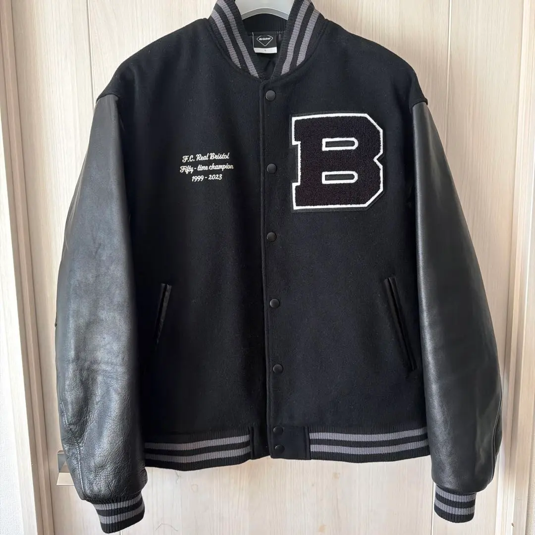 2026年最新】fcrb reversible stadium jacketの人気アイテム - メルカリ