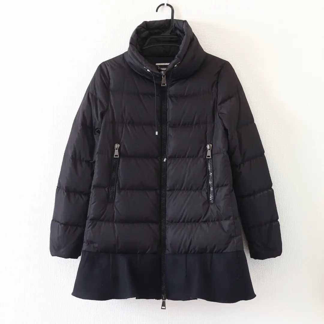 2026年最新】MONCLER モンクレール VIBURNUMの人気アイテム - メルカリ