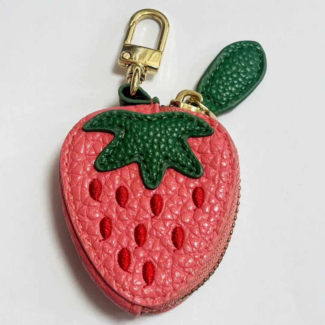 2026年最新】coach いちご キーホルダーの人気アイテム - メルカリ
