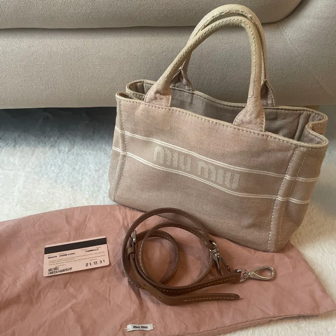 2026年最新】miumiu カナパの人気アイテム - メルカリ